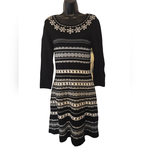 CeCe Dresses & Skirts - CeCe Elegant Black and White A-Line Jacquard Knit Dress Size Small NWT